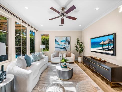71  Brindisi  , Irvine, CA