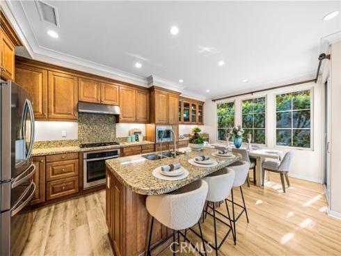 71  Brindisi  , Irvine, CA