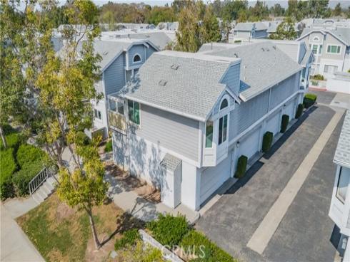 83 Huntington 278 , Irvine, CA