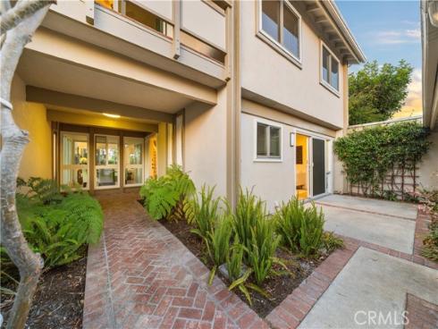 4181 Sandburg Way, Irvine, CA