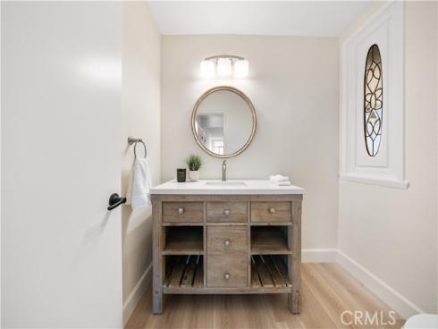 4181 Sandburg Way, Irvine, CA