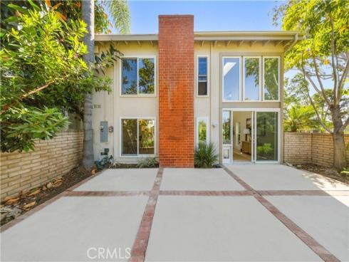 4181 Sandburg Way, Irvine, CA