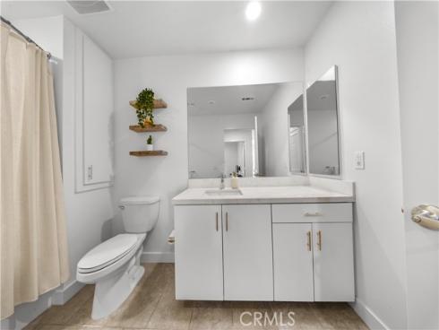2412 Nolita , Irvine, CA
