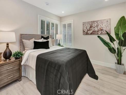 54 E Chardonnay , Irvine, CA