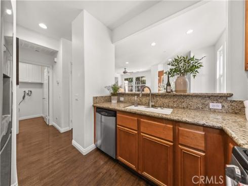 40 Trailing Vine , Irvine, CA