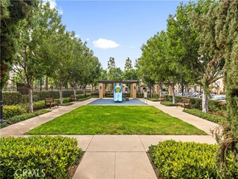 40 Trailing Vine , Irvine, CA