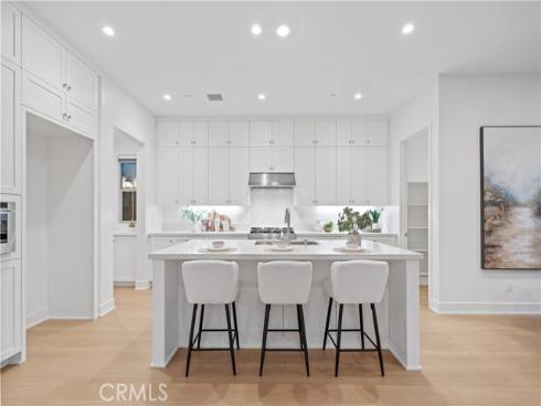 242 Maricopa , Irvine, CA