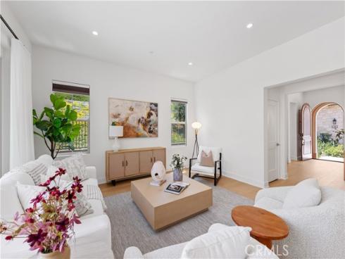242 Maricopa , Irvine, CA