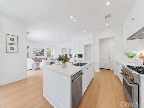 242 Maricopa , Irvine, CA