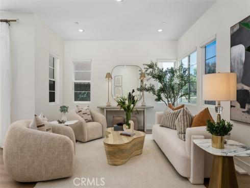121 Bosal , Irvine, CA