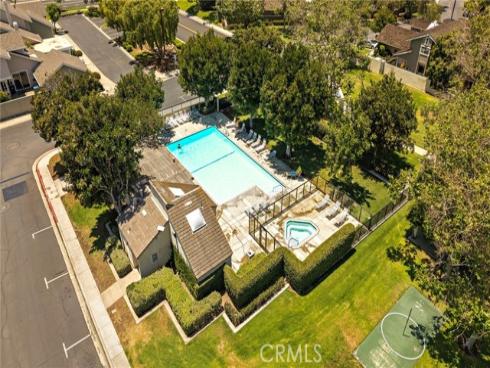 12 Nutwood , Irvine, CA