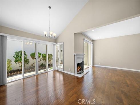 12 Nutwood , Irvine, CA