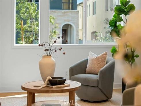 303 Baluster , Irvine, CA