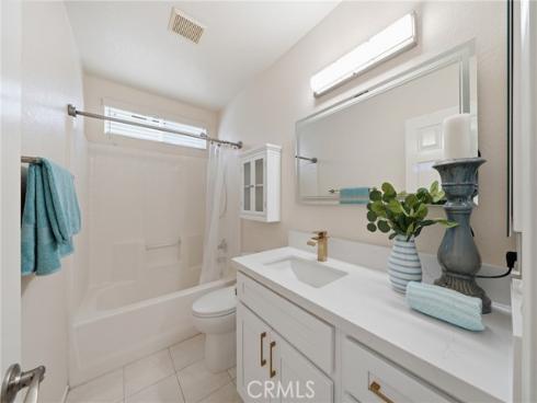 6  Bowie  , Irvine, CA
