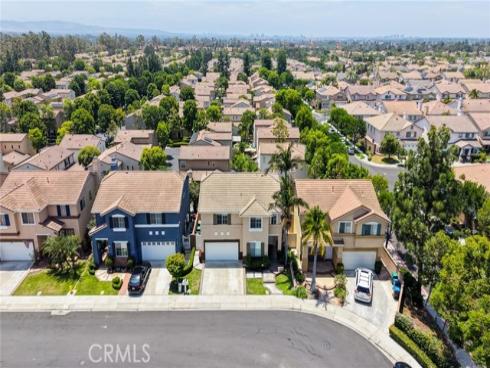 6  Bowie  , Irvine, CA