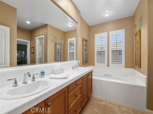 9 Petaluma , Irvine, CA