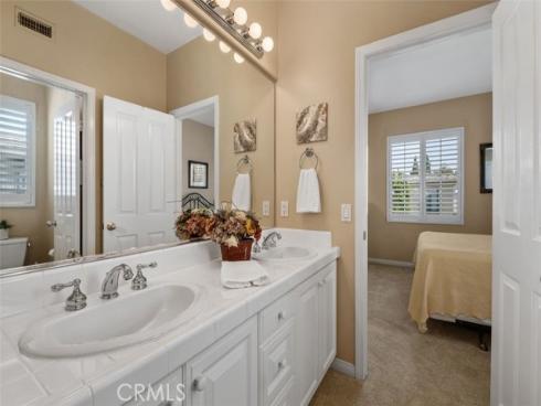 9 Petaluma , Irvine, CA