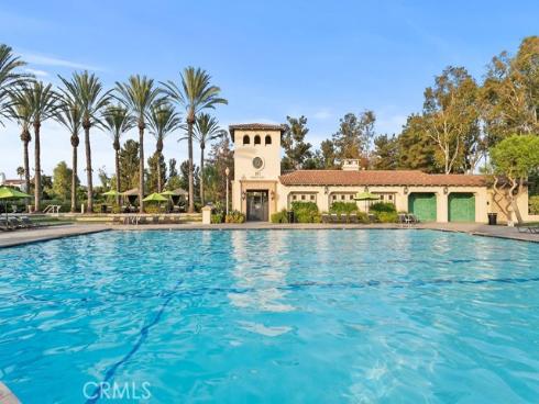9 Petaluma , Irvine, CA