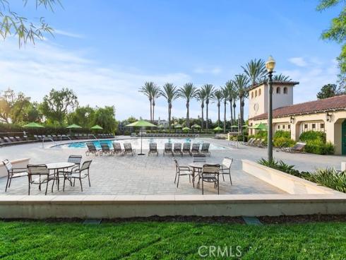 9 Petaluma , Irvine, CA
