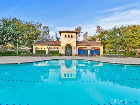 9 Petaluma , Irvine, CA