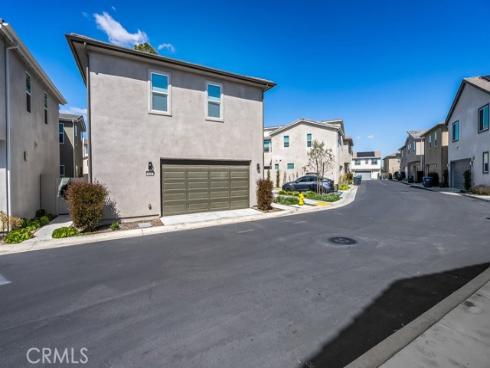 120 Zawn , Irvine, CA