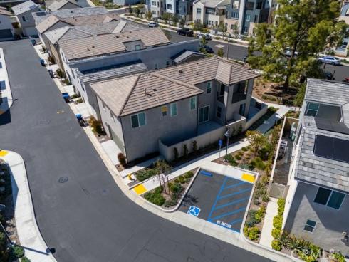 120 Zawn , Irvine, CA