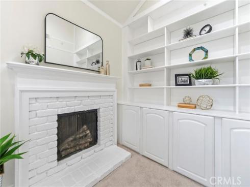 64 Bennington , Irvine, CA