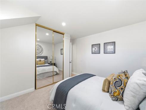 64 Bennington , Irvine, CA
