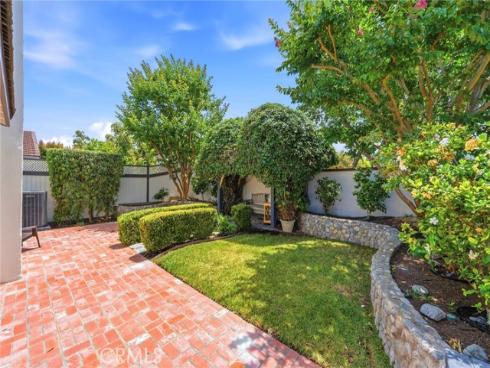 64 Bennington , Irvine, CA