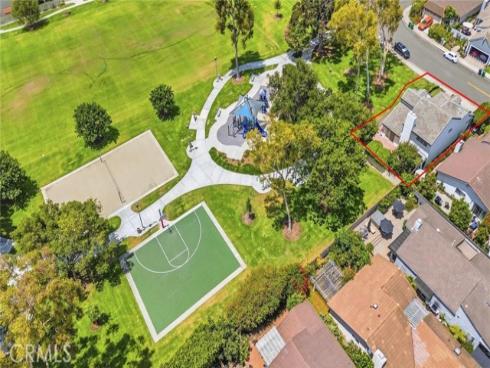 64 Bennington , Irvine, CA