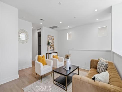 133  Bosal  , Irvine, CA