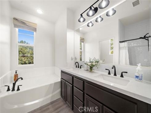 101  Tall Oak  , Irvine, CA