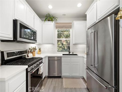 101  Tall Oak  , Irvine, CA