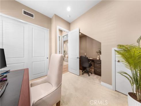 60 Boxberry , Irvine, CA