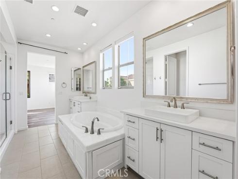 217 Compass , Irvine, CA