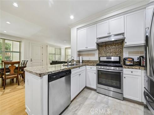 95 Mayfair , Irvine, CA