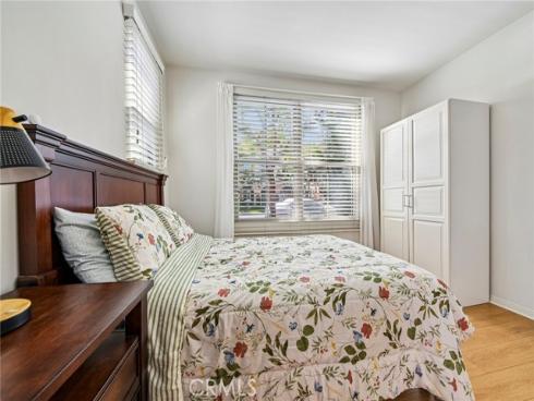 95 Mayfair , Irvine, CA