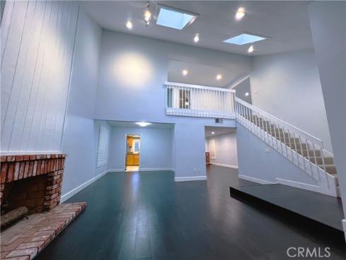 12 Colonial , Irvine, CA