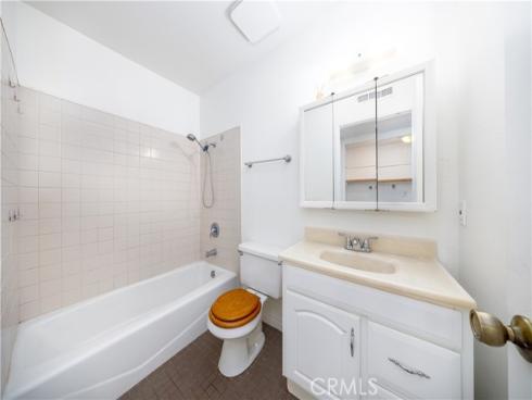 34 Elksford 3 Avenue, Irvine, CA