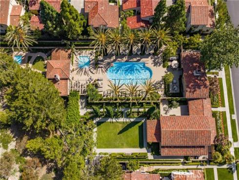 77  Canyoncrest  , Irvine, CA