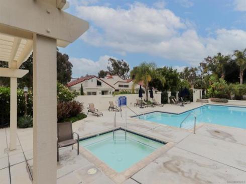 10  Morena  8 , Irvine, CA