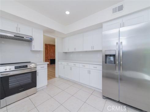 15 Butler , Irvine, CA
