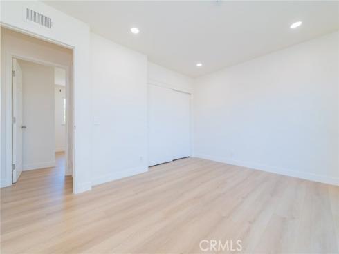 15 Butler , Irvine, CA