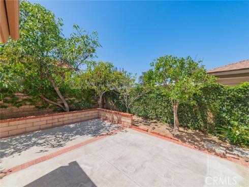 15 Butler , Irvine, CA