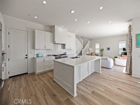 135 Oakstone , Irvine, CA