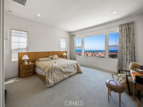 135 Oakstone , Irvine, CA