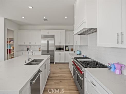 135 Oakstone , Irvine, CA