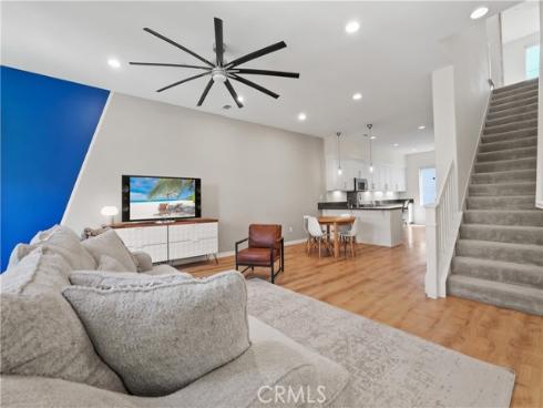 88  Renewal  , Irvine, CA