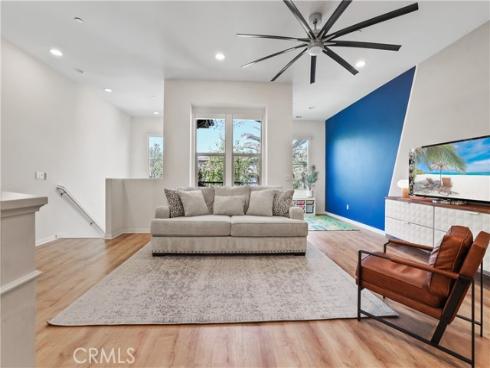 88  Renewal  , Irvine, CA