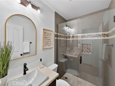 23 Delano , Irvine, CA
